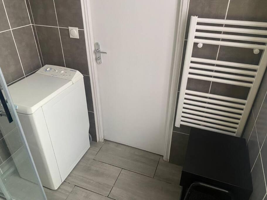 Appartement 4 - Hyper Centre - 1 A 4 Personnes Douai Ngoại thất bức ảnh